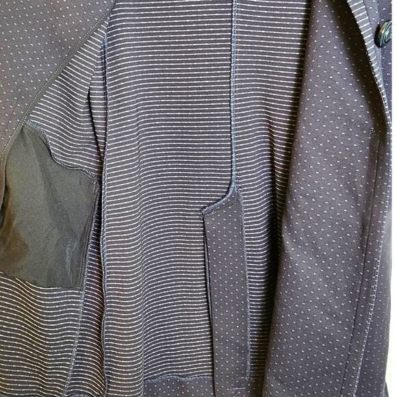 CAbi Navy Blue Carriage Dark Academia Preppy Classic Jacket - Picture 6 of 8